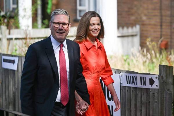 Trump 'Büyük Aptallık' Demişti! İngiltere Geri Çekmek Zorunda Kaldı